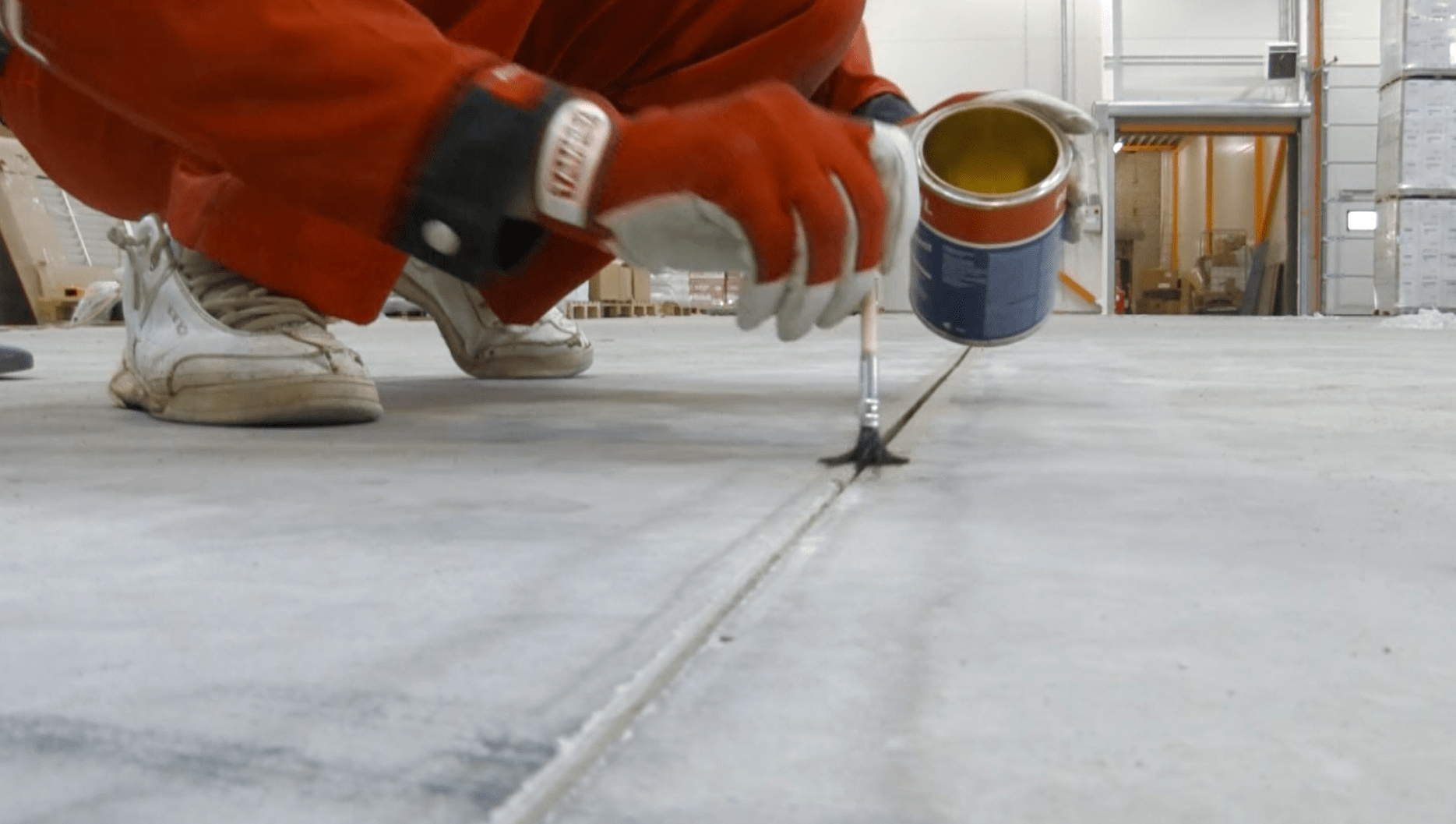 Play video: Concrete floor shrinkage and  deformation joint sealing