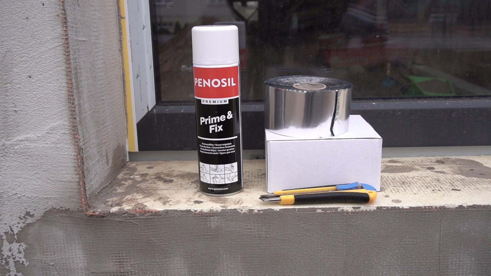 Play video: Kaip užsandarinti lango apačią iš lauko su aliuminio butilo juosta?