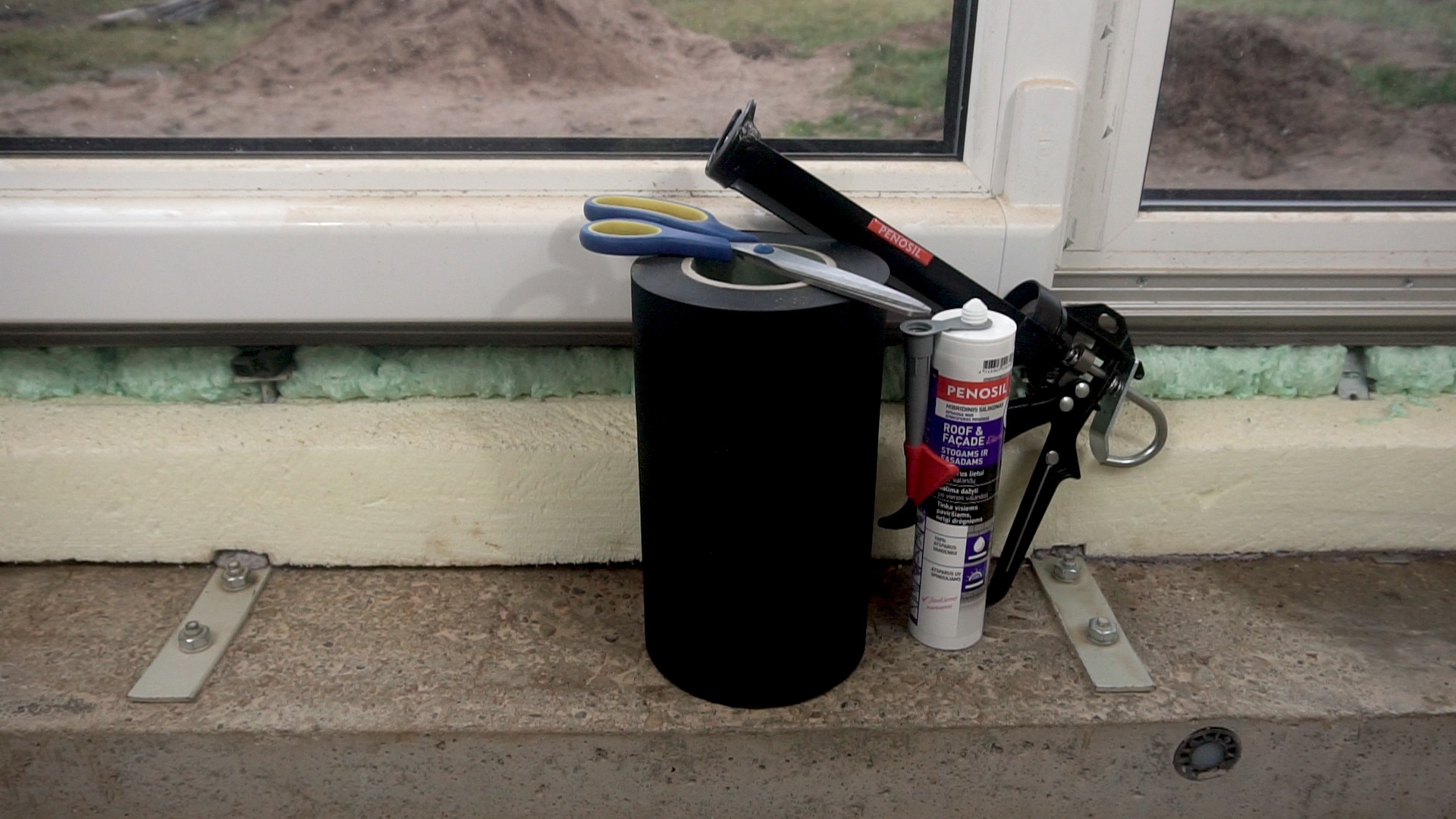 Play video: Kaip užsandarinti terasinio lango apačią iš vidaus su EPDM tarpine?