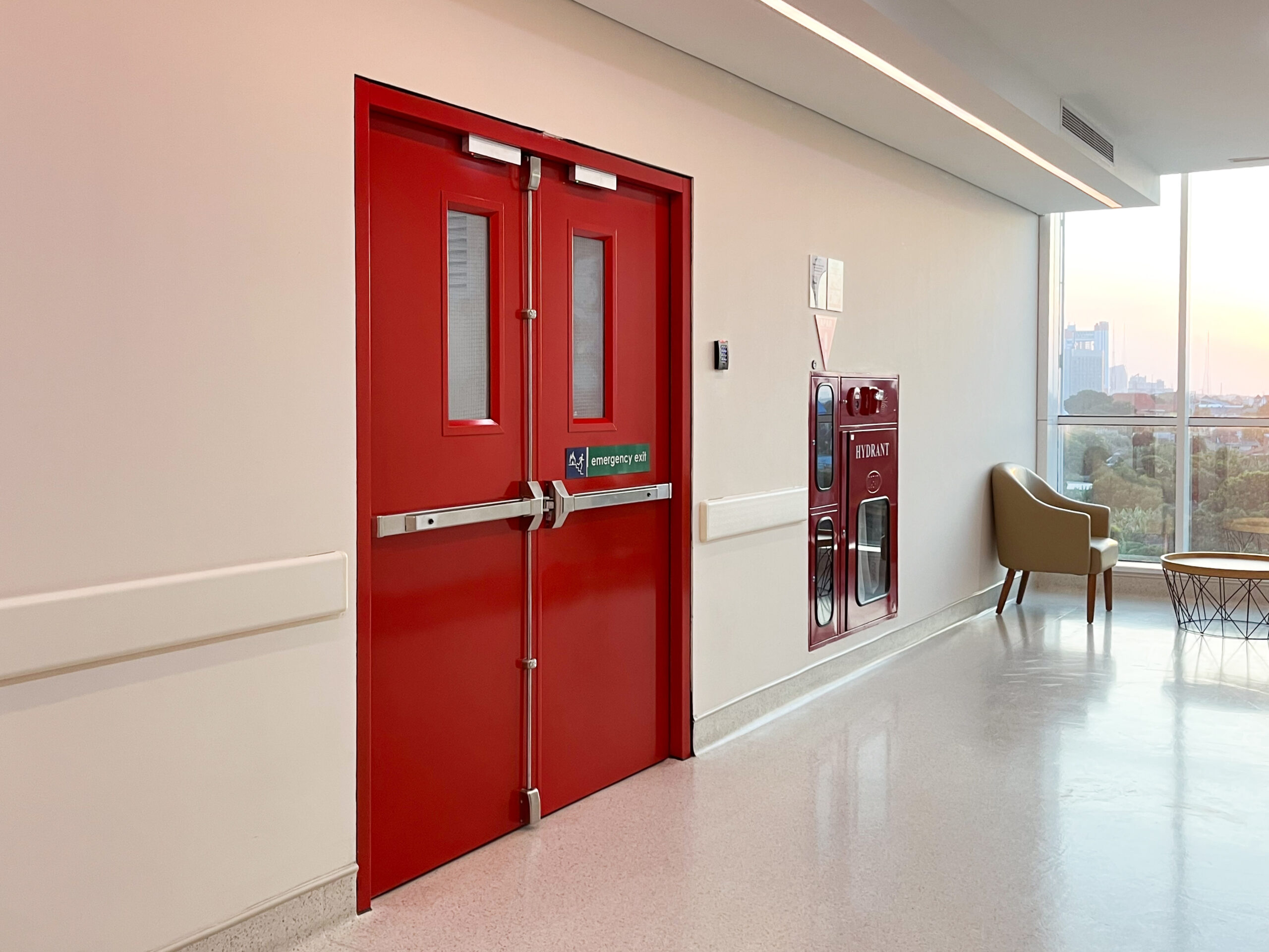 Spuma poliuretanica rezistenta la foc