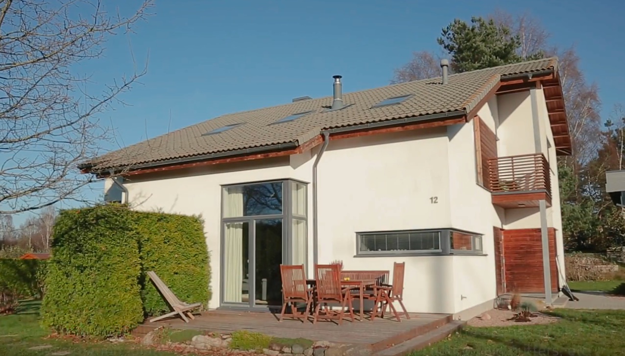 Play video: What to use for roof and facade repair jobs?