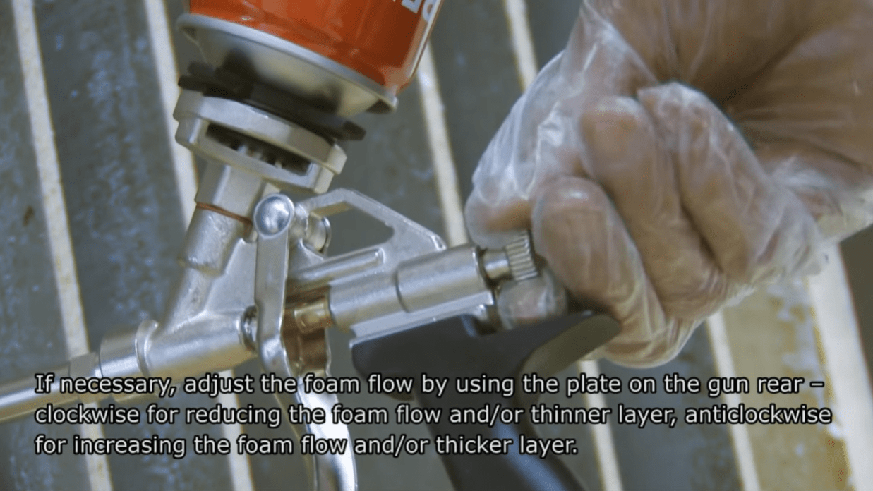 Play video: How to use a gun foam?